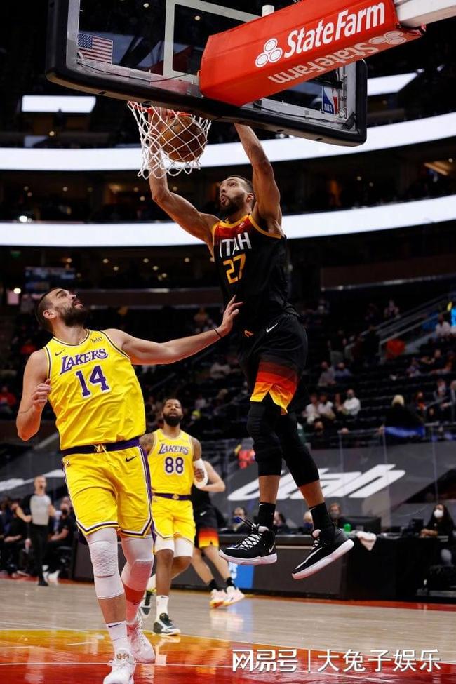 九游体育-窗口期犹他爵士更衣室发声——意甲节点到来，底气十足，数据趋势出现新变化-九游体育