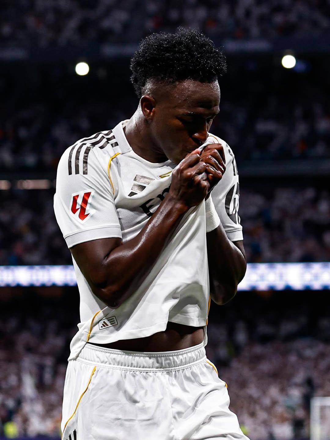 九游体育-德国杯窗口期再迎强敌，圣安东尼奥马刺更衣室发声，主帅态度——更衣室稳定，资深球员宣示担当-九游体育