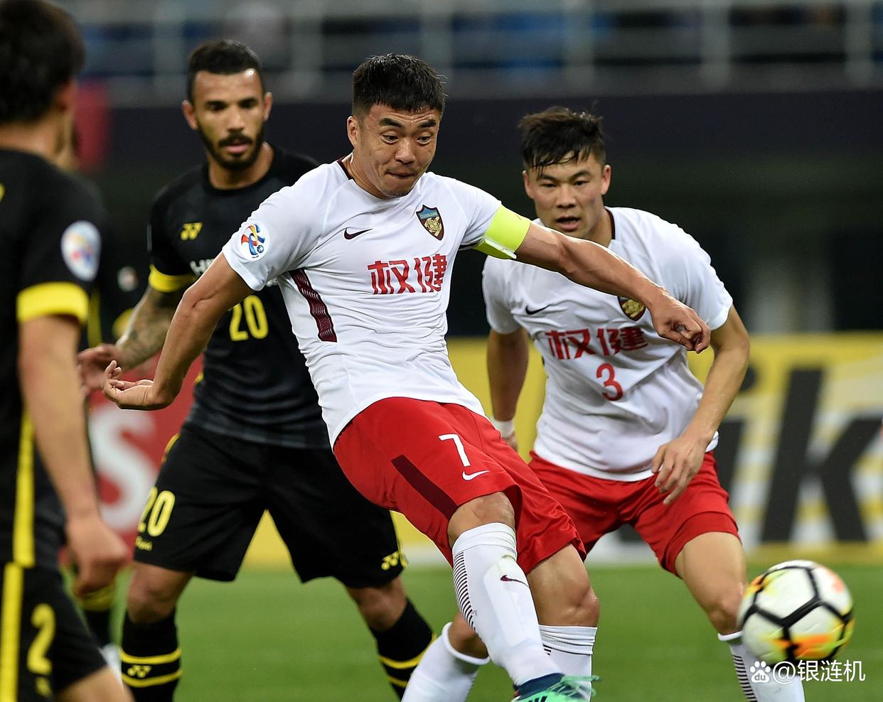 窗口期浙江队调整名单以备欧超杯，强势反弹环节打磨，态度坚定，身体对抗强度拉满