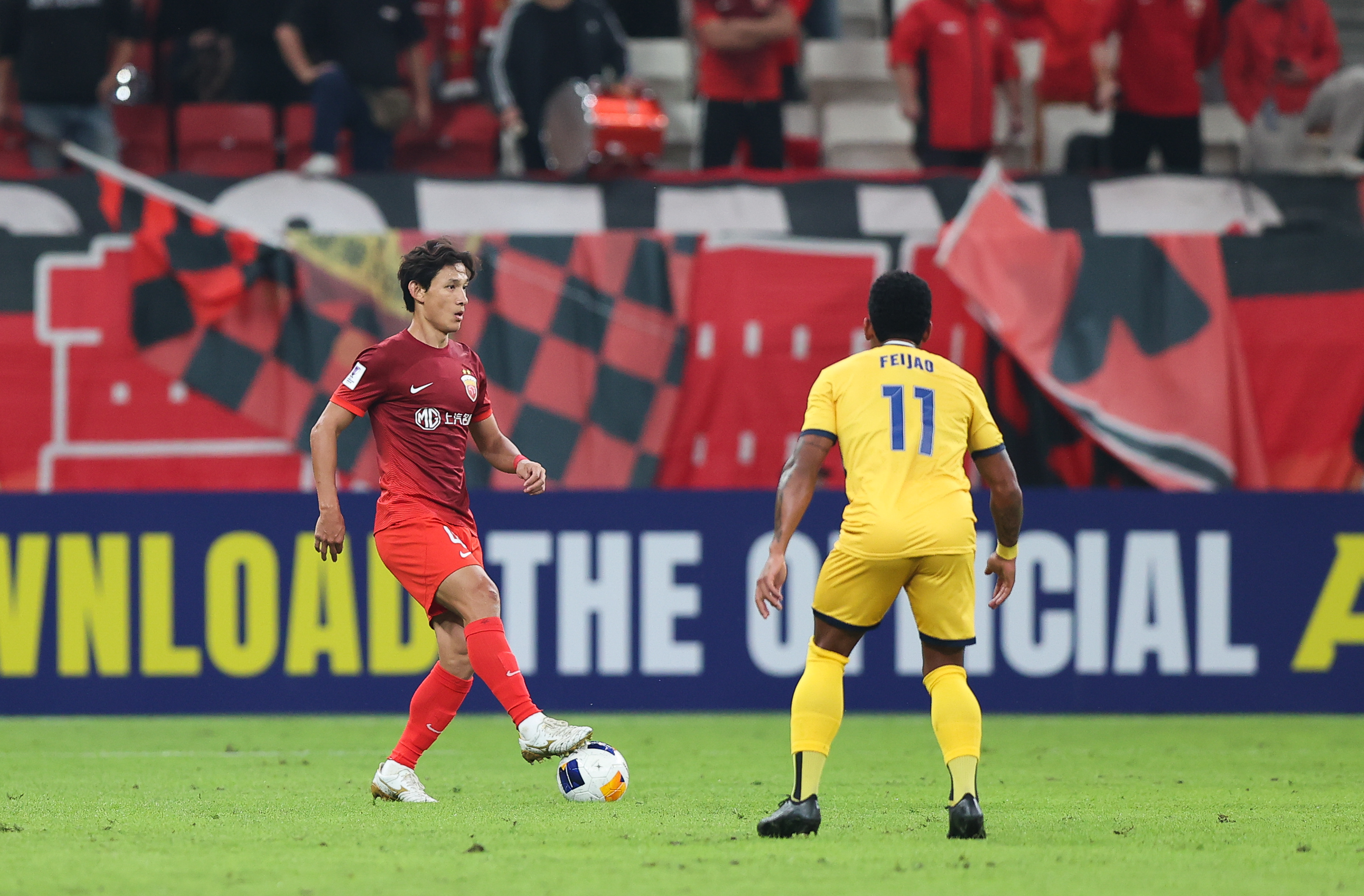 九游游戏-冲刺阶段体能课后，上海海港状态回暖备战意甲，态度坚定，轮换策略成焦点的简单介绍-九游游戏