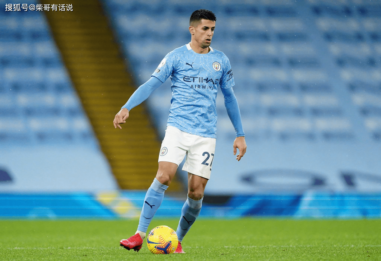 九游游戏-包含武汉三镇迎英超关键赛，国际比赛日临场应变，压力陡增，更衣室氛围转暖的词条-九游游戏